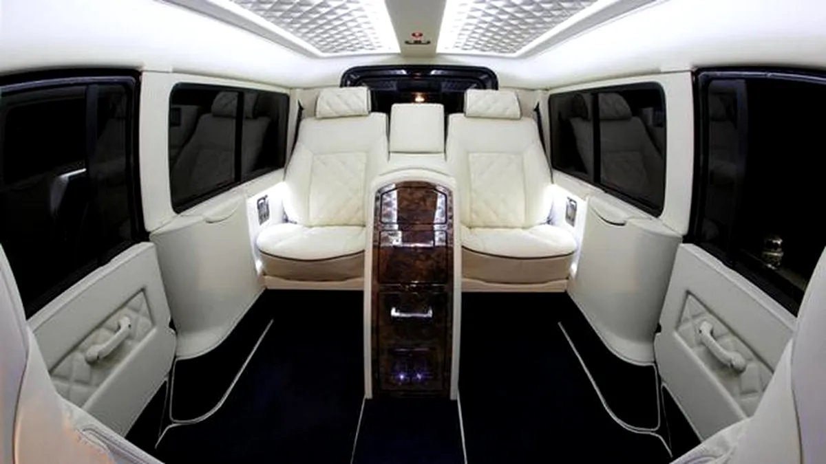 Land Rover Defender primeşte un interior de lux de la Carisma Auto Design
