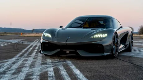 Koenigsegg Gemera renunță la motorizarea hibridă cu trei cilindri pentru că nimeni nu a vrut-o