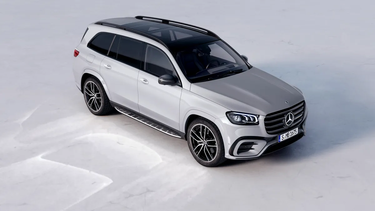 Facelift pentru Mercedes-Benz GLS. Toate motoarele au primit o formă de electrificare - GALERIE FOTO