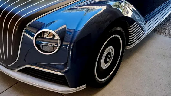 Un nou brand american vrea să le facă concurență mărcilor de ultra-lux precum Bentley și Rolls-Royce. Ce știm despre Dacora Motors