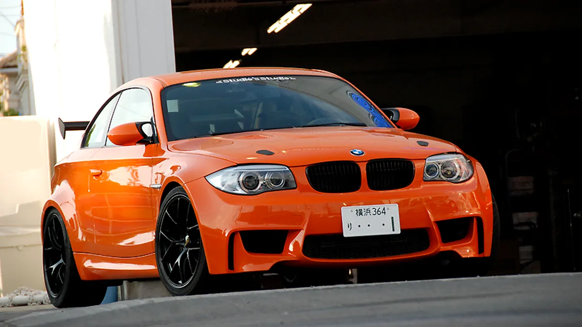 Studie Japan modifică BMW 1M - un mini M3 GTS