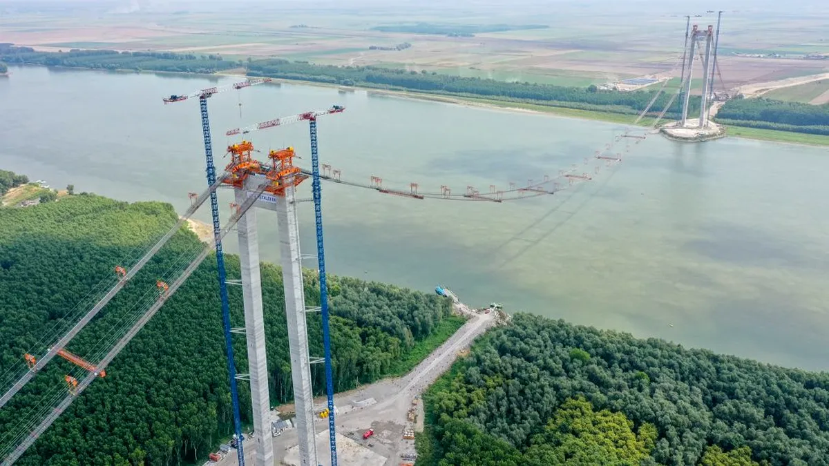 Când vom putea circula pe podul de la Brăila, cel mai spectaculos pod din țară?