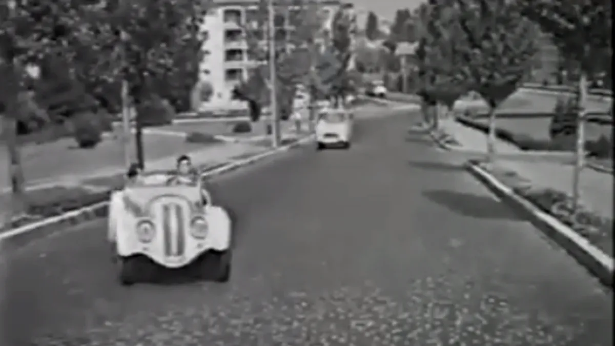 Cum arăta traficul din Bucureşti în 1967. FOTO-VIDEO