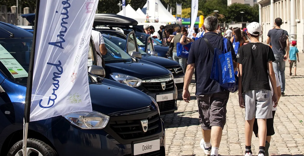 Vânzările Dacia în aprilie, grav afectate de epidemie. România, mai tare decât Spania și Italia