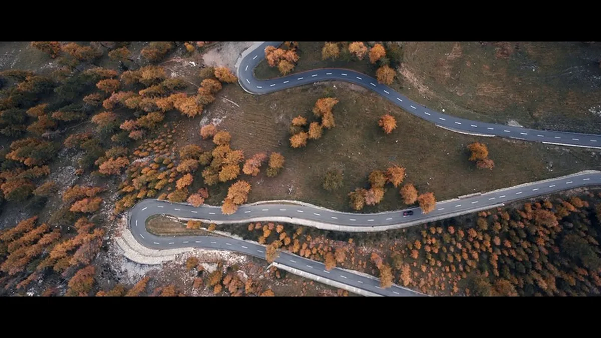 Range Rover Overfinch prin Elveţia, sau cum să pui perfecţiunea în perfecţiune
