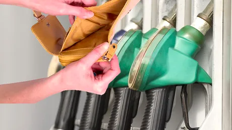 Combustibilii se scumpesc cu 20% de la 1 ianuarie