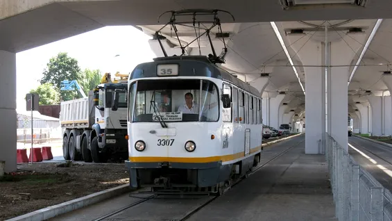 STB retrage din circulație tramvaiele Tatra T4R. Acestea au fost fabricate acum 50 de ani în Cehoslovacia, iar Praga încă le mai folosește