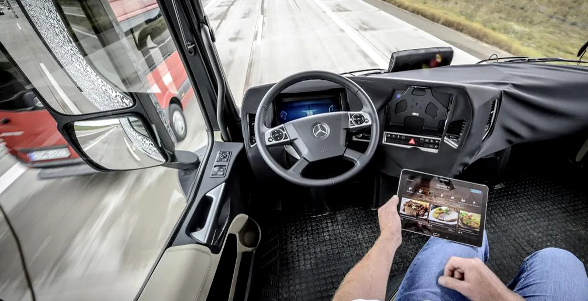 Mercedes-Benz prezintă camionul autonom al viitorului. VIDEO