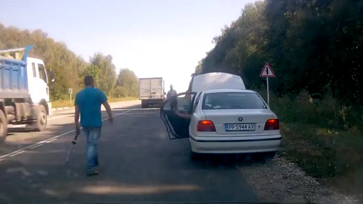 A văzut un hoţ care aplica metoda „motorului stricat” pe şosea. Ce s-a întâmplat după aceea e INCREDIBIL - VIDEO