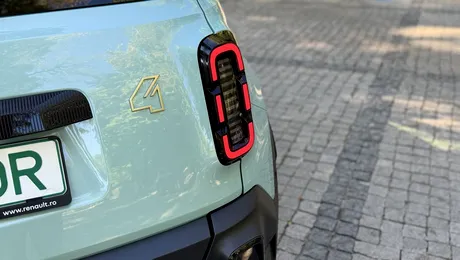 Cum se stinge un incendiu la o mașină electrică în mai puțin de 10 minute. Renault instruiește pompierii români
