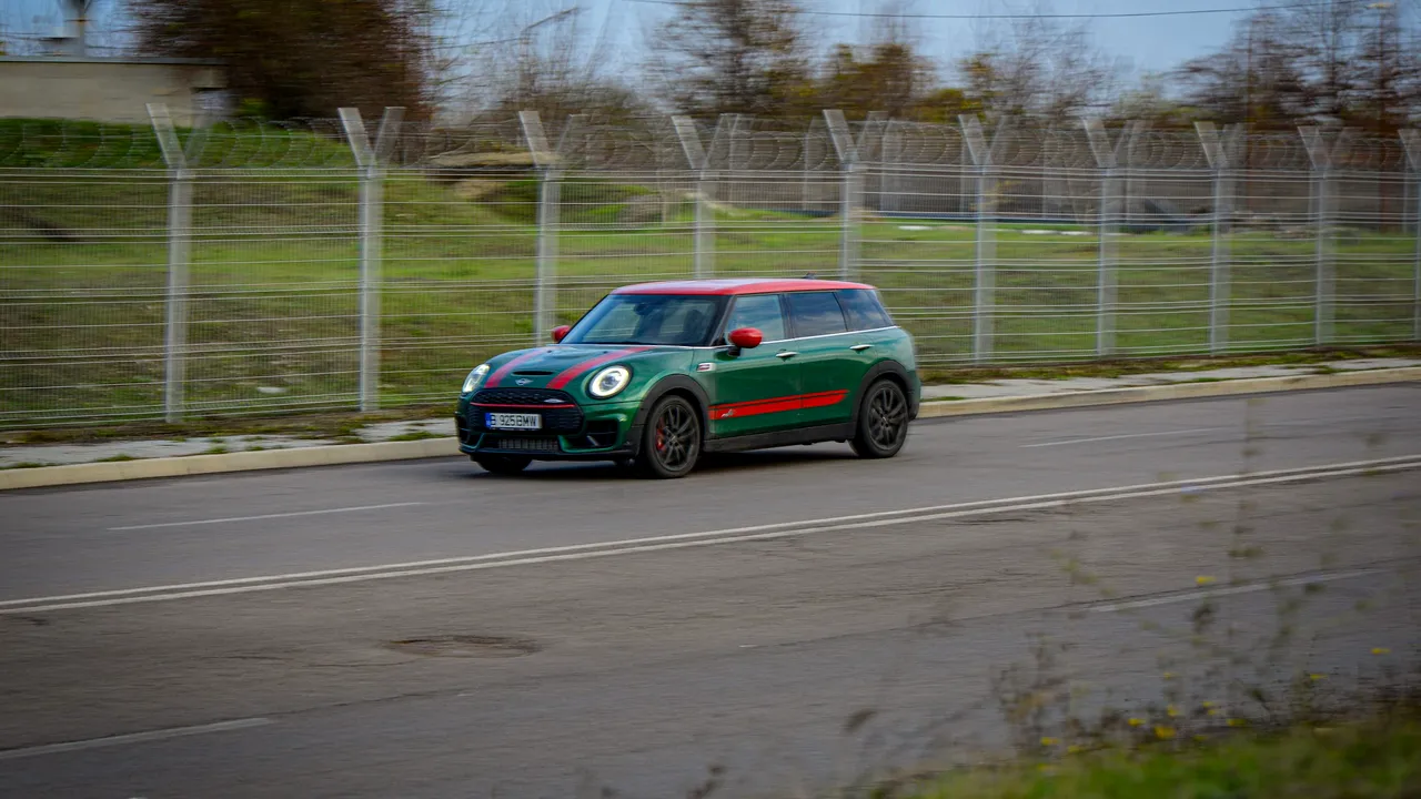 Test drive Mini John Cooper Works Clubman 34 