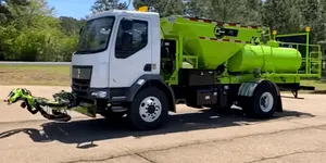 Video | Lecția americană pentru România: Mașina care astupă gropile în 2 minute și are nevoie doar de un șofer