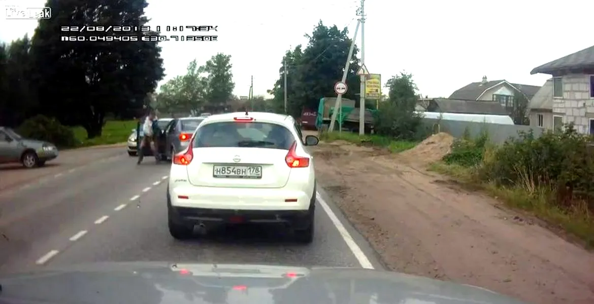 Ce să faci dacă vinovatul unui accident vorbea la telefon. VIDEO