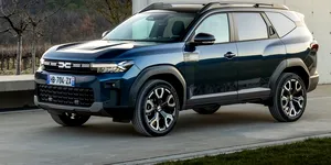 Video / Test în România cu Dacia Bigster Hybrid-G 150: autonomie mare și tehnologie nouă