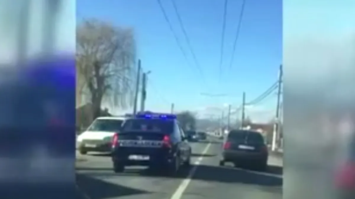 Nici nu trebuie să mai ieşi din casă şi iei amendă. Pentru că vorbeşti prostii unde nu trebuie [VIDEO]