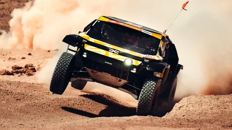 Dacia Sandriders, la doar 0,3 secunde de victorie în prima etapă a Raliului Marocului 2026