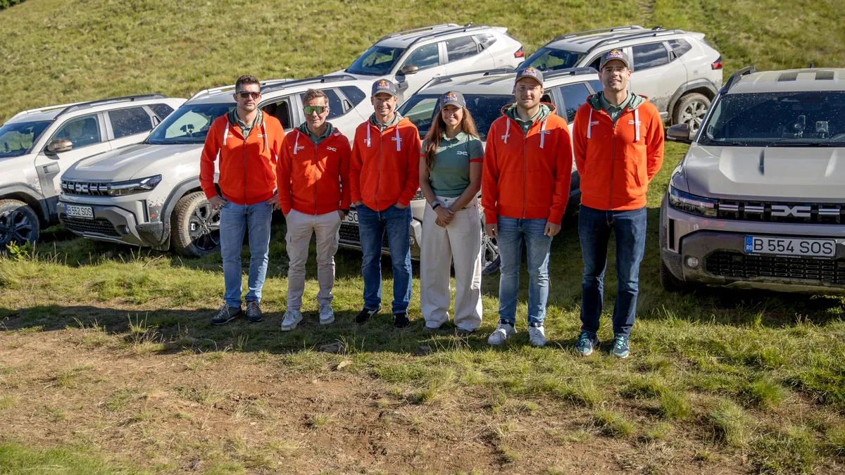 Echipa Dacia Sandriders a revenit în România! Câștigătorii raliului Dakar au parcurs un traseu de off-road la Runcu, Dâmbovița