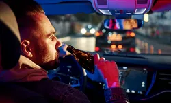 La ce alcoolemie se suspendă permisul auto în 2025? Poți reduce pedeapsa dacă dai examen?