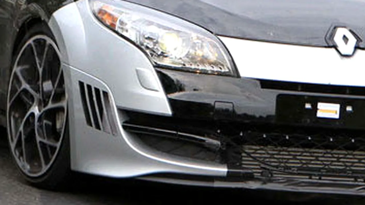 1-s0-une-renault-megane-rs-plus-radicale-en-preparation-185422 