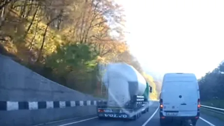 Șofer de cisternă cu apucături kamikaze, filmat pe o șosea dintre Deva și Brad - VIDEO