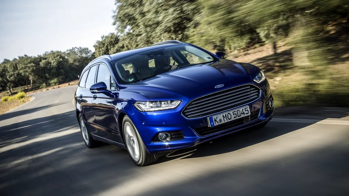 Producția sedanului de clasă medie Ford Mondeo în Europa s-a încheiat după 29 de ani