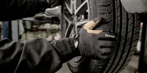 Sezonul cald pe patru roți: Ce trebuie să știi despre anvelope (P)