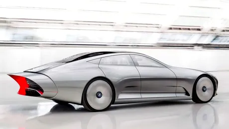 Mercedes aduce la IAA 2015 un IAA Concept - un studiu aerodinamic de-zi-ra-bil! 