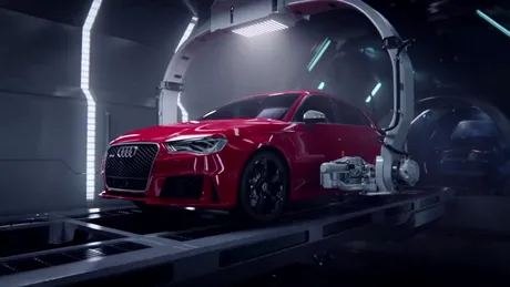 Aparent, noul Audi RS3 este născut chiar de un Audi R8. VIDEO