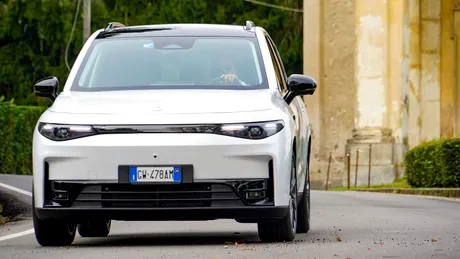 Noul Leapmotor C10 a obținut 5 stele la Euro NCAP. SUV-ul chinez intră pe piața electricelor din Europa - VIDEO