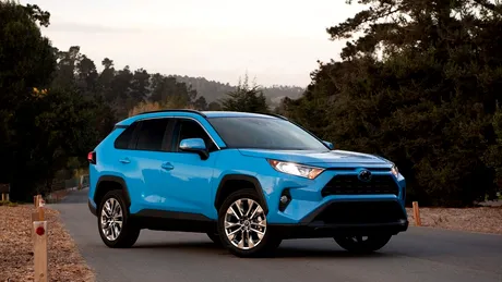 Toyota RAV4 va primi o nouă generație în 2024