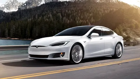 Tesla Model S a primit actualizări care împing autonomia la 650 km