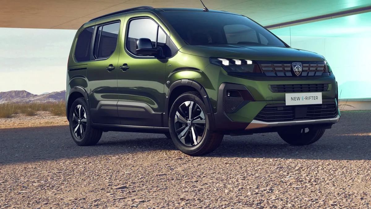 Peugeot E-Rifter este un van electric care vrea să fure atenția de la SUV-uri - GALERIE FOTO