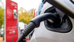 Bateria sodiu-ion de la BAIC care se încarcă în 11 minute. Tehnologia poate schimba total piața mașinilor electrice