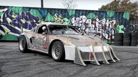 Un tuner cu nume românesc a modificat un Porsche. Acum arată pregătit pentru filmul Mad Max - VIDEO