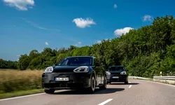 Porsche promite trei tipuri de propulsoare pentru viitoarea generație Cayenne