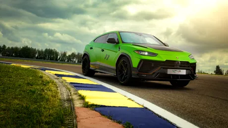 Lamborghini Urus va fi disponibil doar cu tren de rulare hibrid începând cu 2024