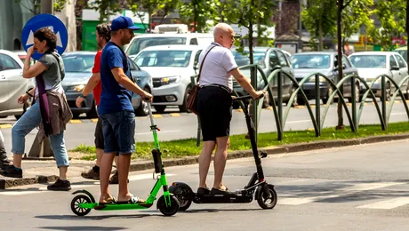 Trotinetele electrice în România: De la ce vârstă sunt permise și pe unde ai voie legal să circuli