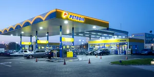 Carburanții sunt din ce în ce mai scumpi. Motorina la stațiile Petrom din Capitală a trecut de 8 lei/litru