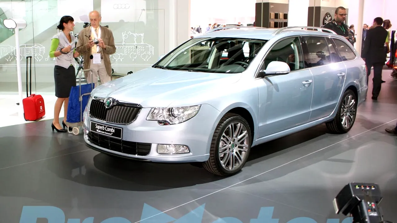 1-skoda-superb-combi-live-frankfurt-2009-0 
