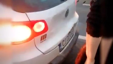 Convoi cu români veniți din Italia, implicat într-un accident la Cluj - VIDEO