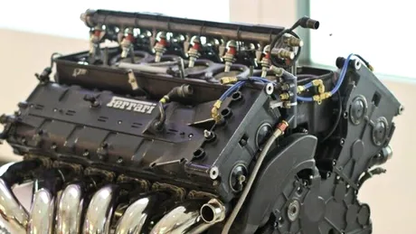 Acest om vinde un motor V12 Ferrari de Formula 1. Cât cere pe el?