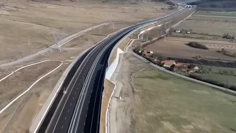 Imagini filmate cu drona pe şantierele autostrăzilor din Transilvania - VIDEO