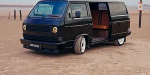 <span class='prepend'>Foto |</span> Vanny 2.0 este autorulota celor care doresc un aspect clasic și dotări moderne. Modelul, bazat pe Volkswagen T25