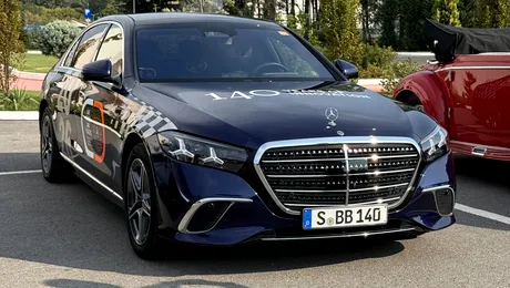 <span class='prepend'>Foto |</span> Caravana internațională aniversară a Mercedes a ajuns în România. Marca germană aniversează 140 de ani de la primul brevet depus de Carl Benz