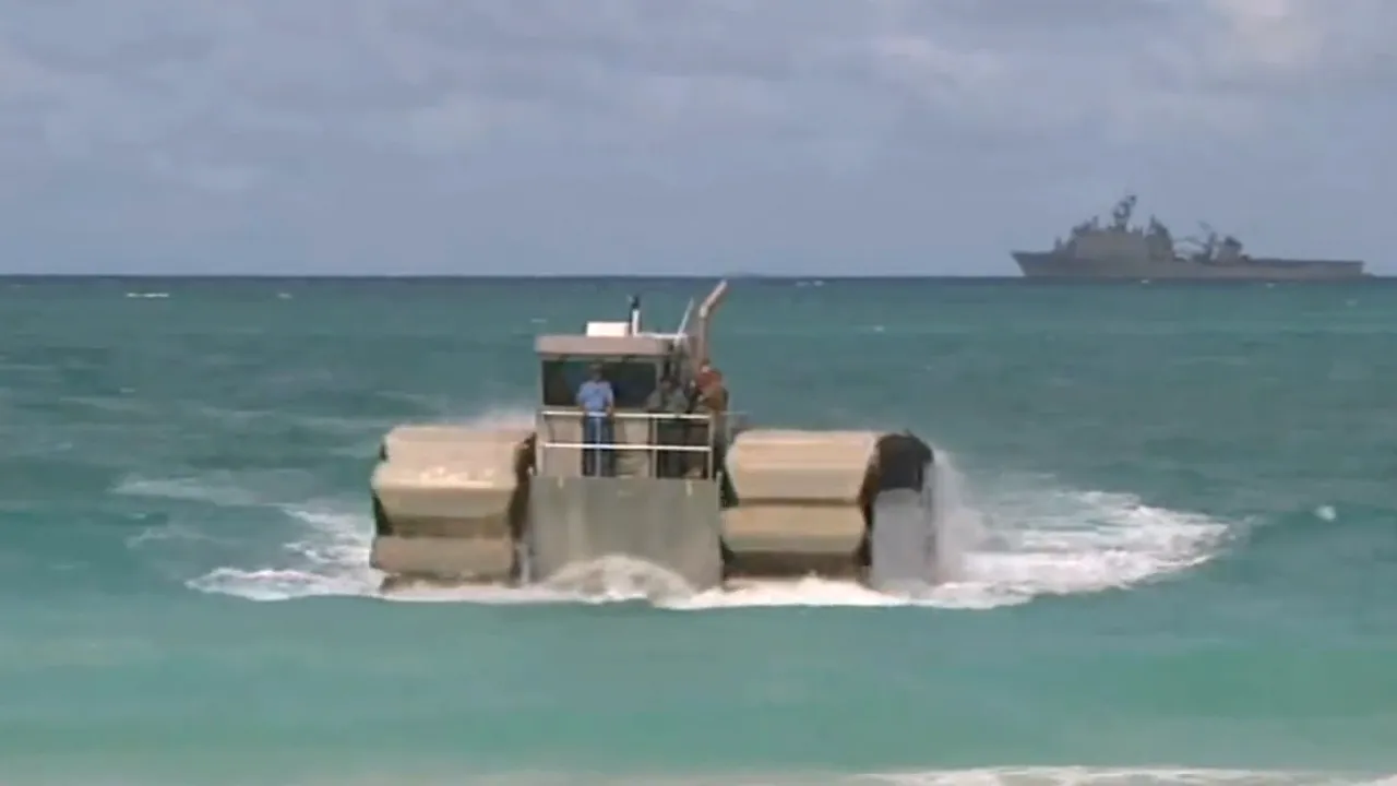 1-uhac-marine-us-front 