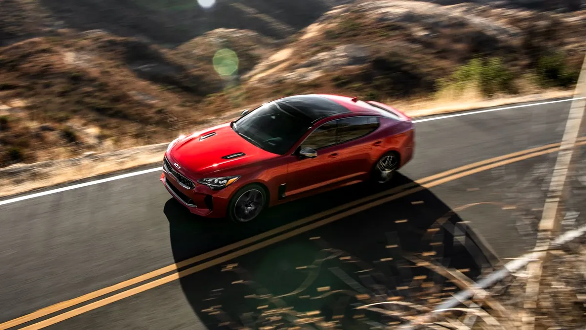 Kia Stinger va avea un succesor electric. Va fi cel mai puternic model Kia produs vreodată