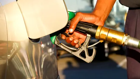 Prețul benzinei a crescut cu 66% peste noapte. În ce țară a apărut această scumpire?