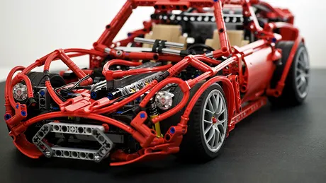Ferrari 250 GTO din piese LEGO