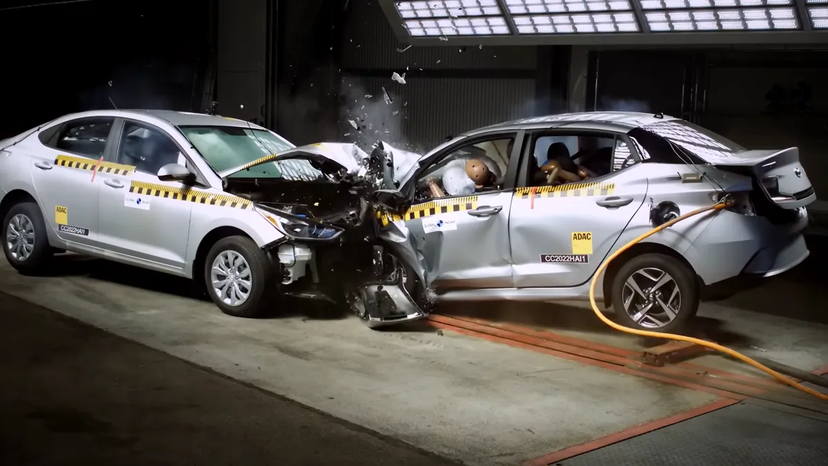 Un test realizat de Global NCAP arată diferențele de siguranță între mașinile vândute pe piețele auto