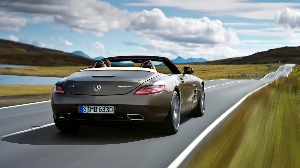 Mercedes-Benz SLS AMG Roadster – prezentat oficial!